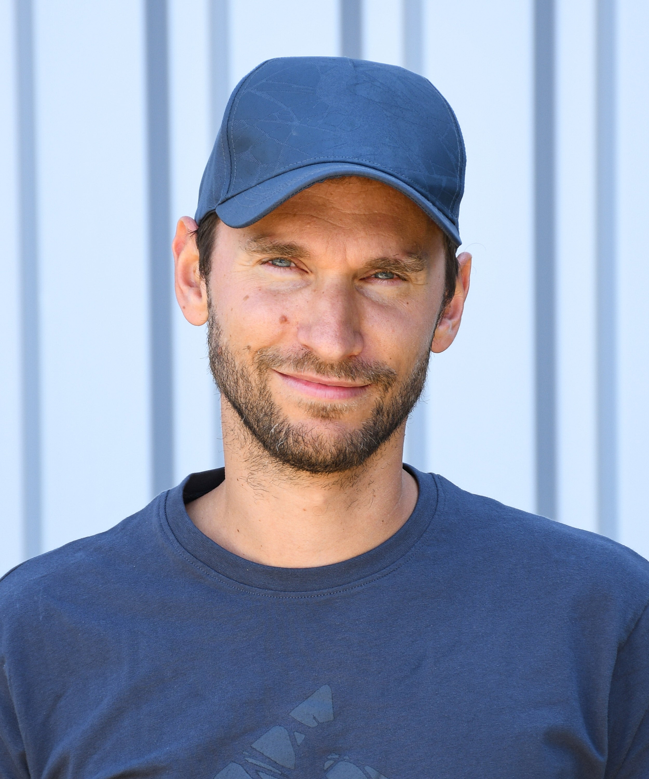 Expansible Baseball Cap titan